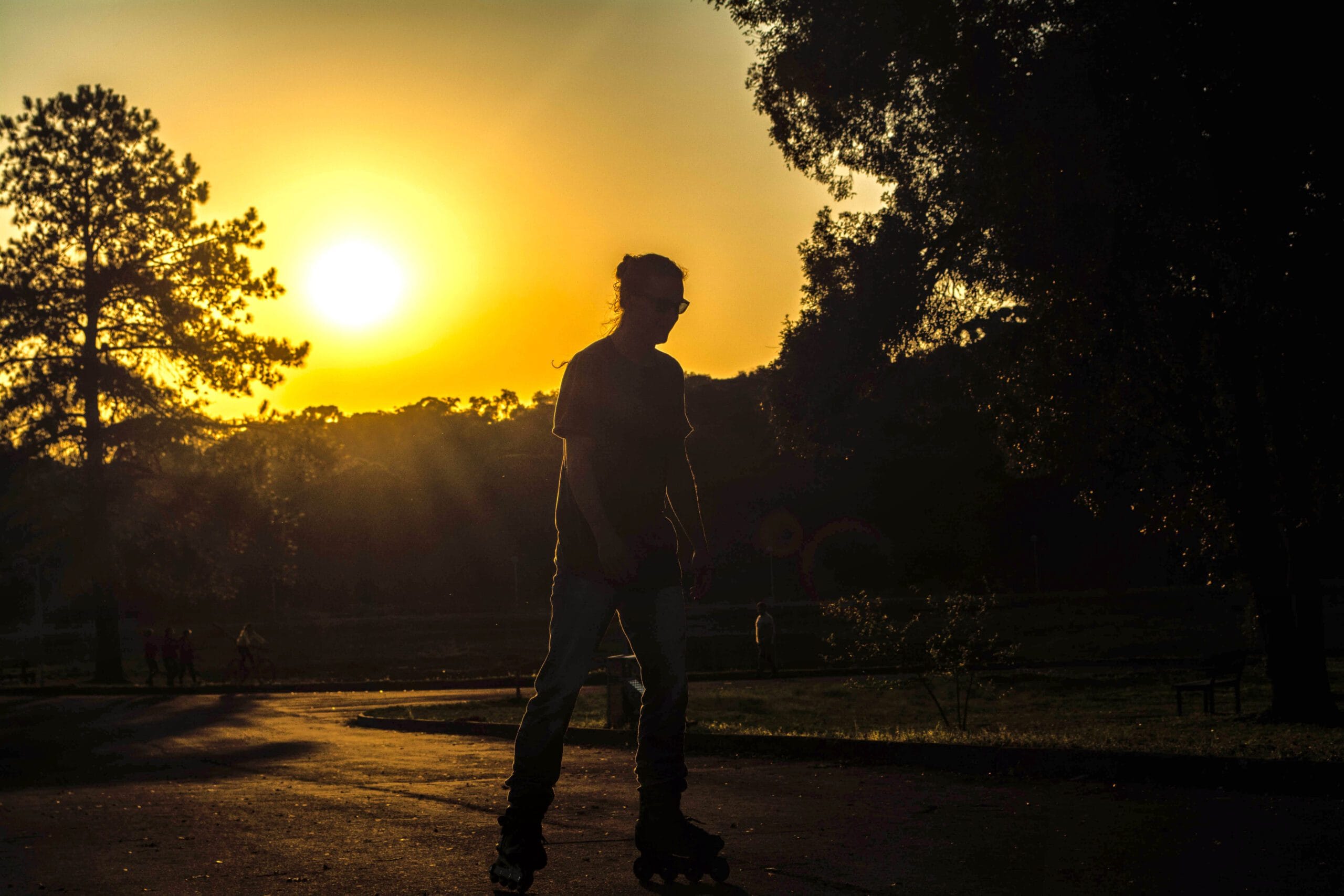 Vitamin D sunlight benefits for men: energy, testosterone, immunity