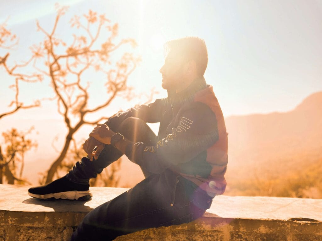 Vitamin D sunlight benefits for men: mood, energy, and mental clarity
